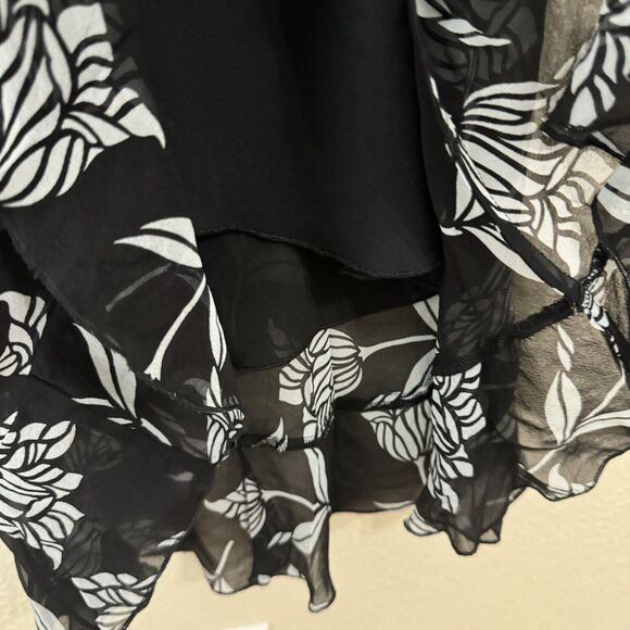 Vintage The Limited Dress Womens Size 6 100% Silk Y2K Floral Vneck Midi Navy - Picture 4 of 7